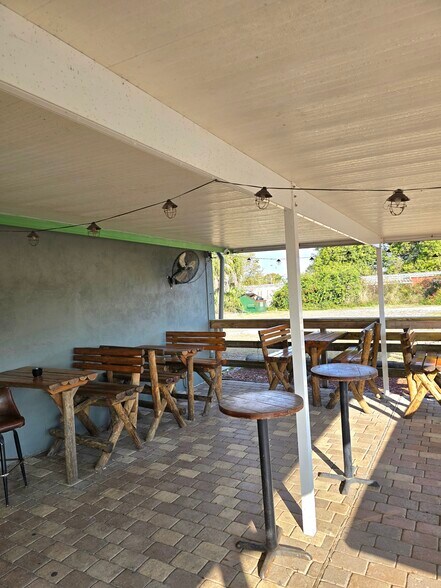More Photos Of 2405 US-441 Hwy, Okeechobee Restaurant For Sale