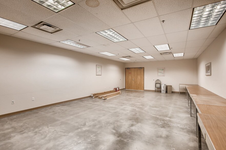 More Photos Of 840 Diamond Valley Pky, Windsor Industrial For Sale