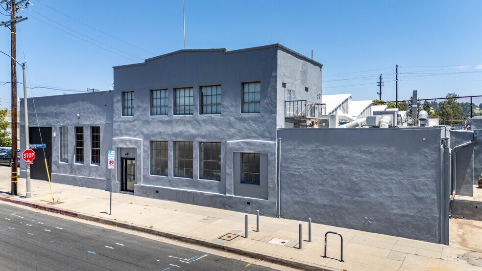 More Photos Of 3145-3191 Casitas Ave, Los Angeles Warehouse For Lease