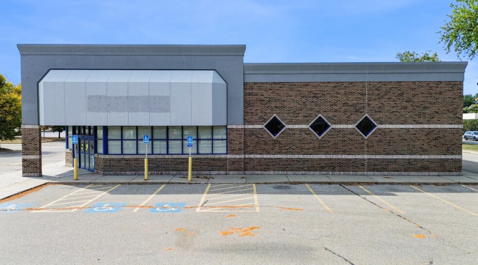More Photos Of 51037 Van Dyke Ave, Shelby Township Drugstore For Sale