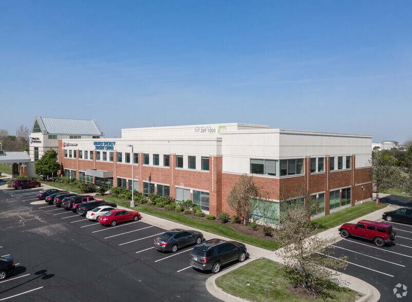 More Photos Of 6920 Gatwick Dr, Indianapolis Medical For Lease