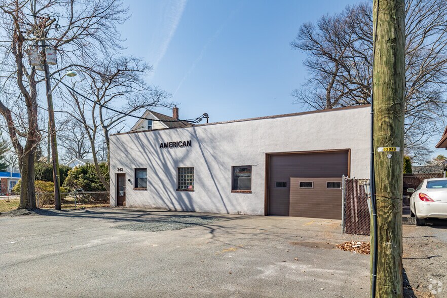 More Photos Of 342 Lincoln Ave, Hawthorne Warehouse For Lease