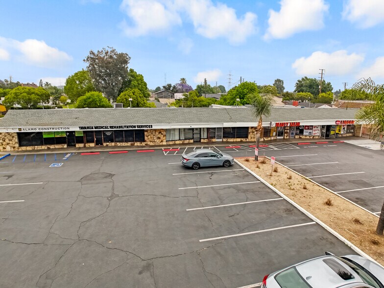 More Photos Of 472-484 S Citrus Ave, Azusa Freestanding For Lease