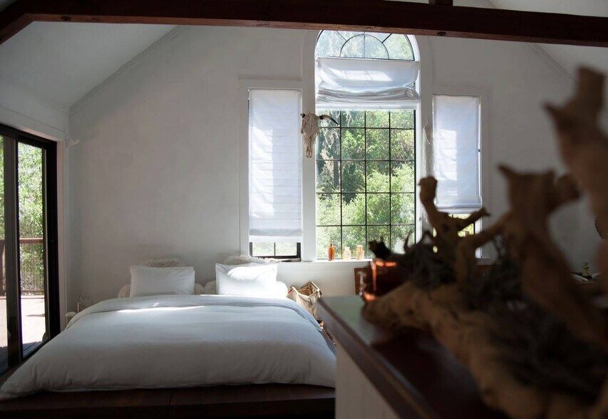 More Photos Of 18501 Van Zandt Resort Rd, Philo Lodge Meeting Hall For Sale