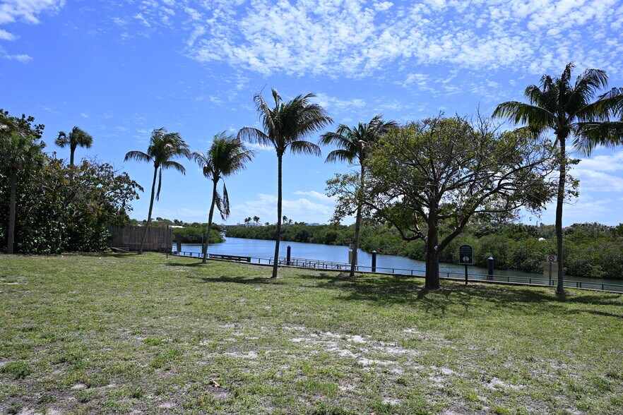 More Photos Of 18019 N A1A, Jupiter Land For Sale