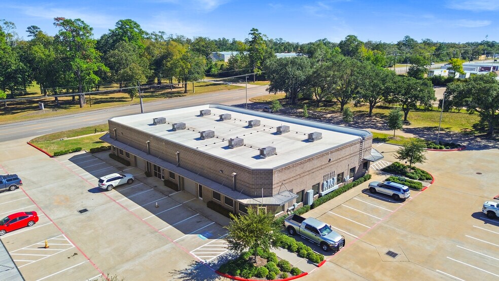 More Photos Of 2519 N Frazier Rd, Conroe Light Distribution For Sale