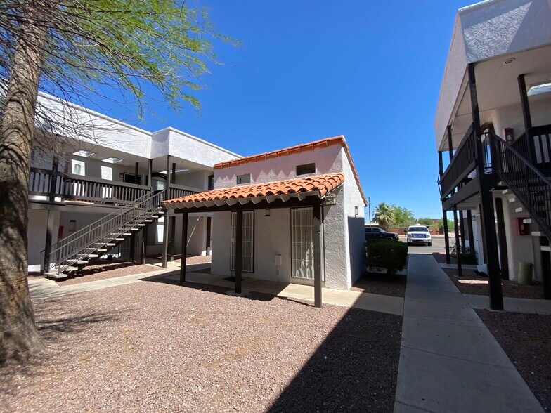 More Photos Of 114 E Mohave Rd, Tucson Apartments For Sale