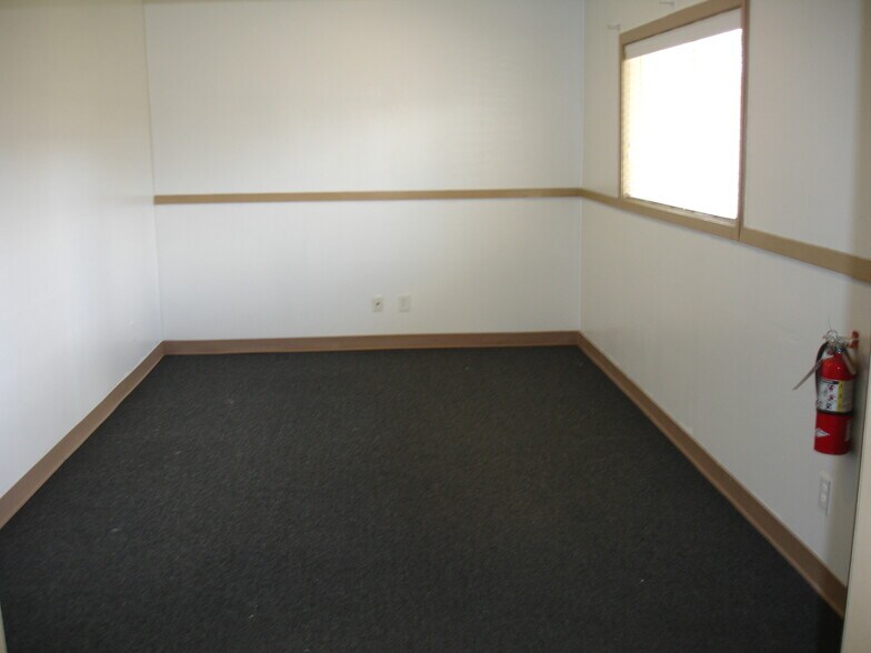 More Photos Of 1022 Pasadena Blvd, Pasadena Medical For Lease