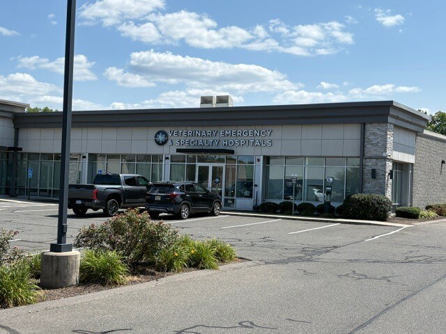 More Photos Of 134 Capital Dr, West Springfield Office For Lease