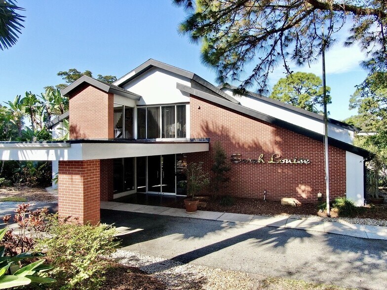128 SARASOTA Ctr BLVD  