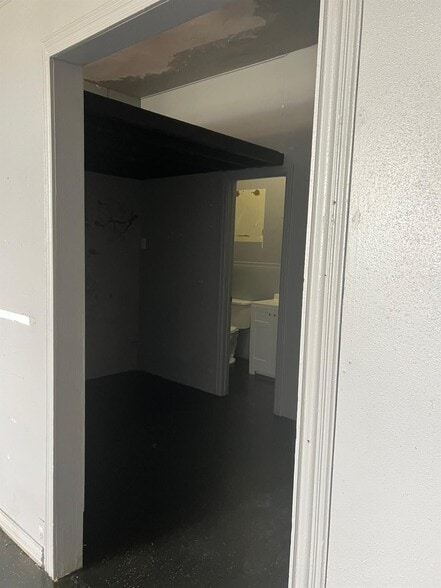 More Photos Of 741-745 Cooper, Yuba City Office For Lease