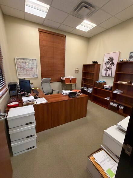 More Photos Of 16515 S 40th St, Phoenix Office For Sale