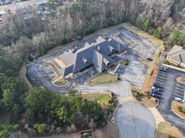 More Photos Of 1000 Centre Brook Ct, Columbus Medical For Lease