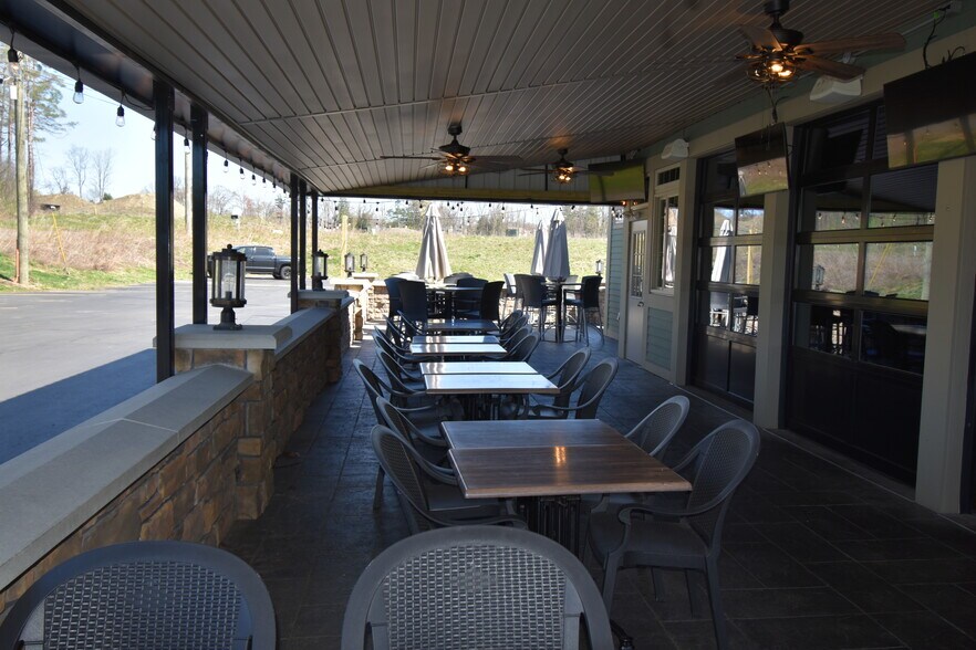 More Photos Of 1021 Rt-146, Clifton Park Restaurant For Sale