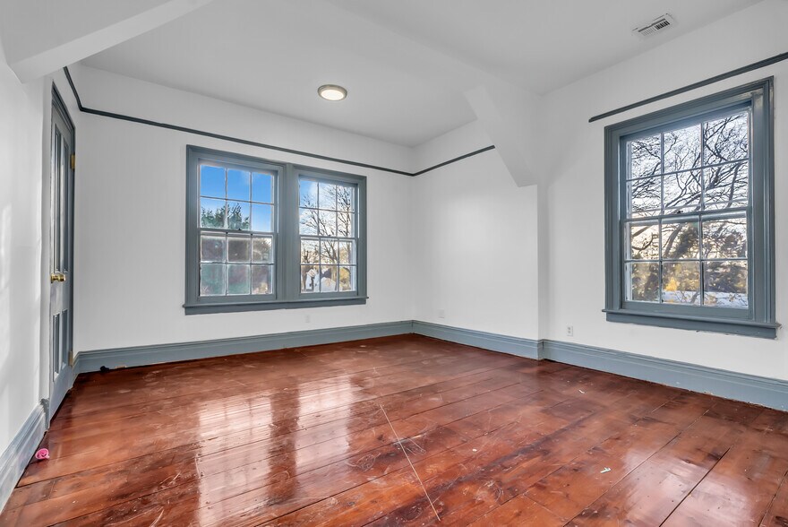 More Photos Of 952 Broadway, West Long Branch Storefront Retail Office For Sale