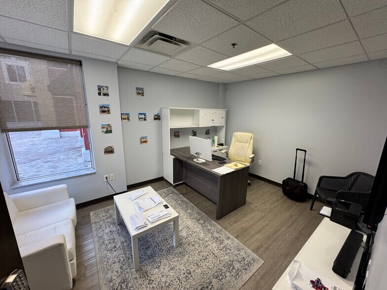 More Photos Of 2151 Consulate Dr, Orlando Loft Creative Space For Lease