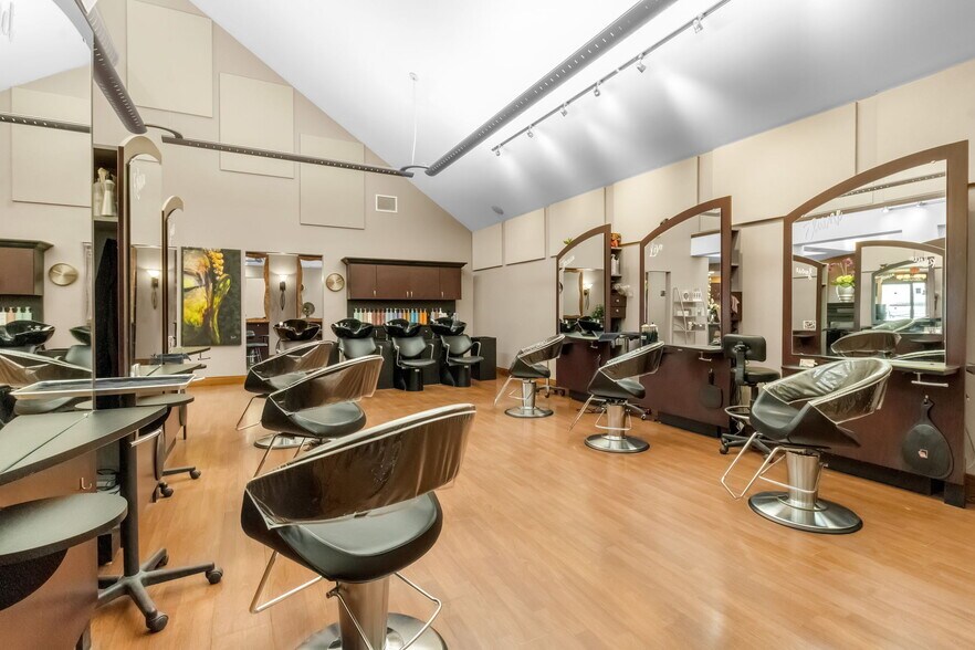 More Photos Of 8180 Wehrle Dr, Buffalo General Retail For Sale