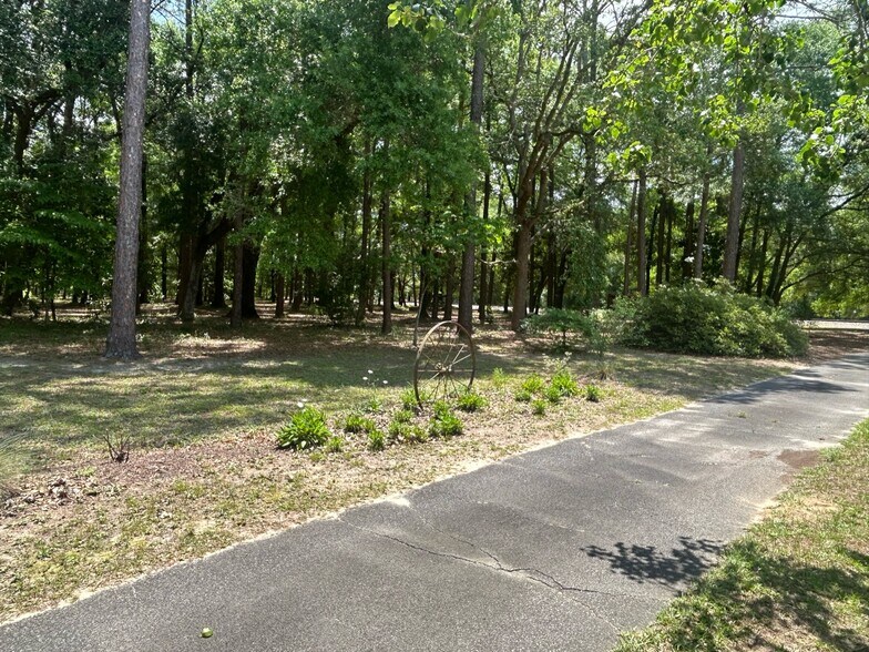 More Photos Of 3742 U.S. 90 US-90 Hwy, Crestview Land For Sale