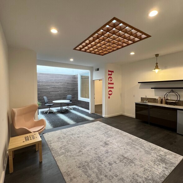 More Photos Of 12-20 N San Mateo Dr, San Mateo Medical For Lease