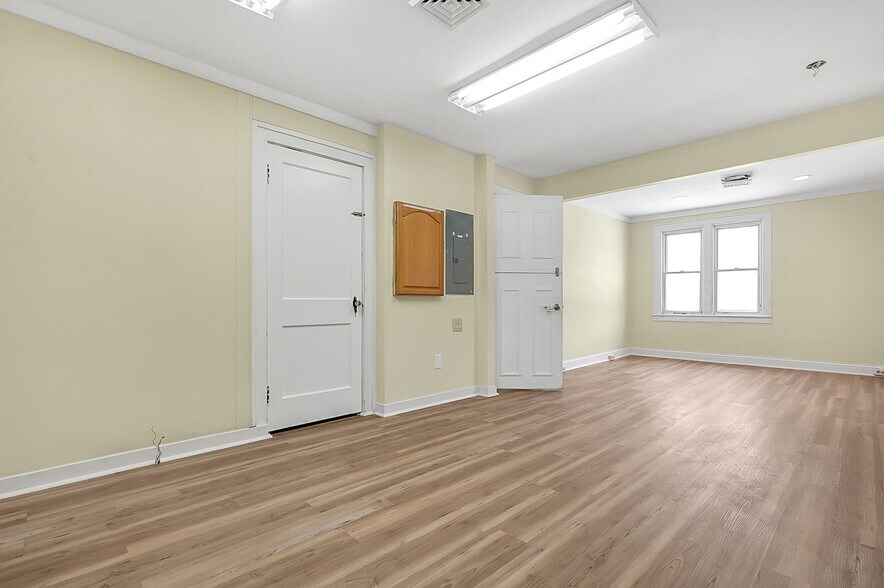 More Photos Of 1805 Columbus Rd, Granville Daycare Center For Sale