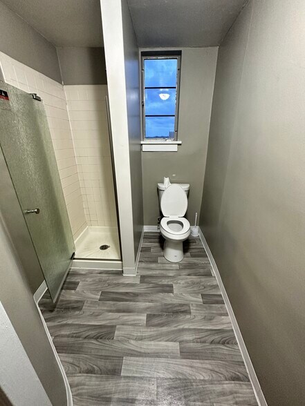 More Photos Of 25 W Chestnut St, Washington Apartments For Sale