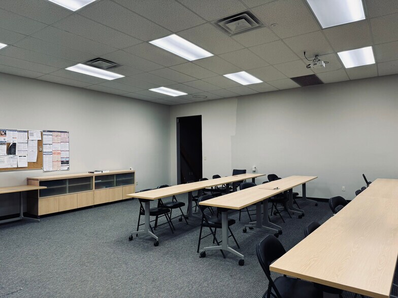 More Photos Of 4775 Campus Dr, Kalamazoo Office For Sale