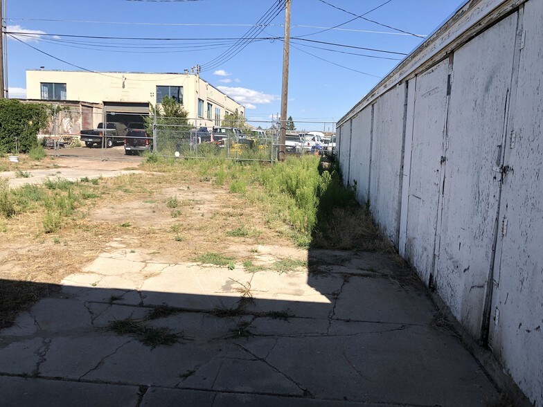 More Photos Of 415 Juanita St, Colorado Springs Warehouse For Lease