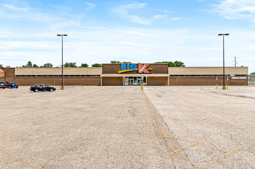 Primary Photo Of 1519 IN-37, Elwood Storefront Retail Office For Lease