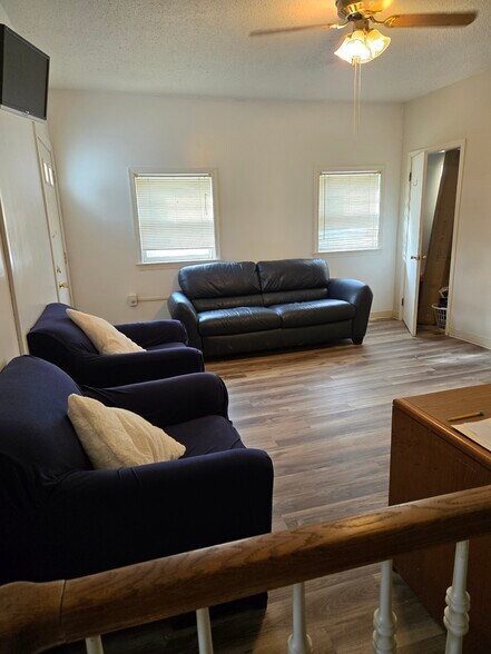 More Photos Of 3739 Wilkens Ave, Baltimore Medical For Lease