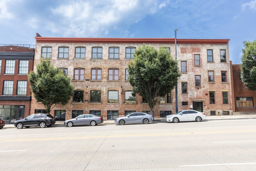 Primary Photo Of 532 Reading Rd, Cincinnati Office For Lease
