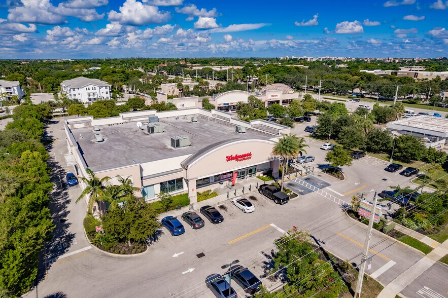 More Photos Of 8053 W Oakland Park Blvd, Sunrise Storefront For Sale
