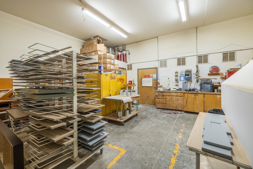 More Photos Of 3111 T Ave, Anacortes Warehouse For Sale