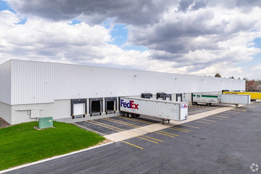 More Photos Of 6461 Snowdrift Rd, Allentown Industrial For Sale