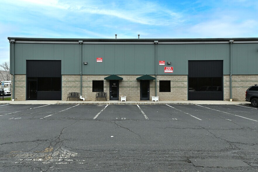 Primary Photo Of 60 Whitney Rd, Mahwah Warehouse For Lease