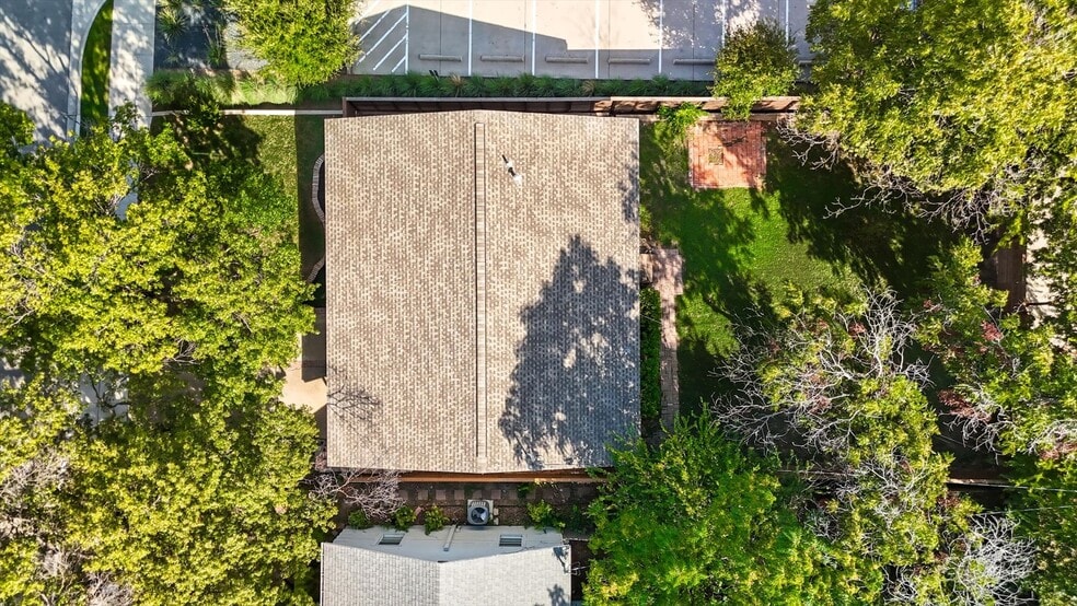 More Photos Of 3613 Washburn Ave, Fort Worth Loft Creative Space For Sale