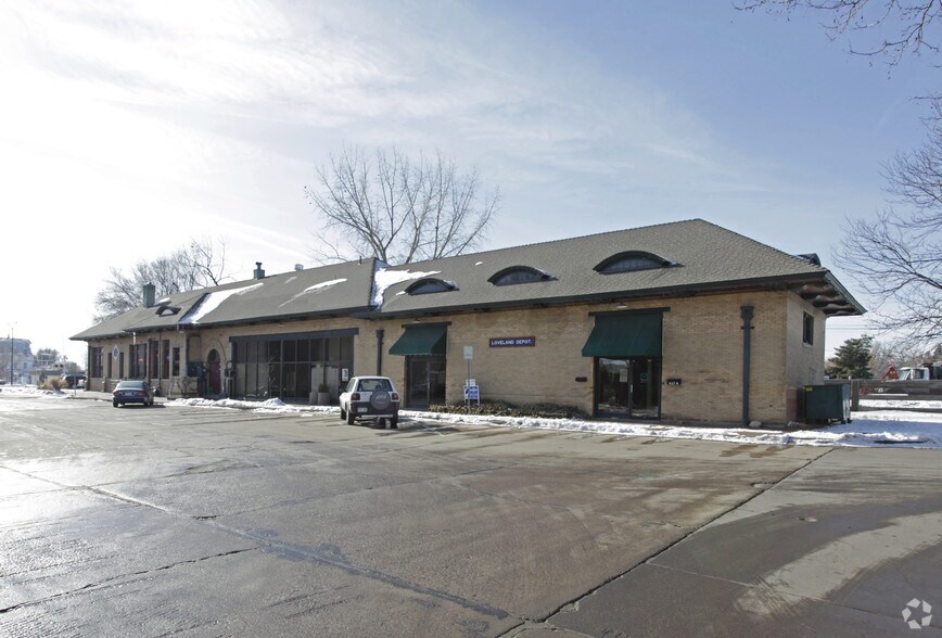 More Photos Of 409-427 N Railroad Ave, Loveland Restaurant For Lease
