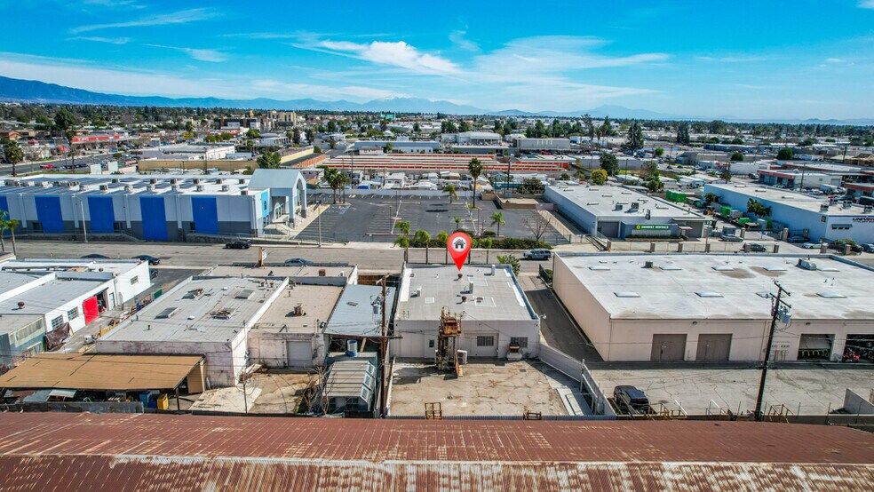 More Photos Of 343 N Clark Ave, Pomona Warehouse For Sale