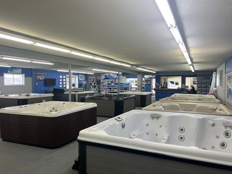 More Photos Of 5401 Birchdale Rd, Brainerd General Retail For Sale