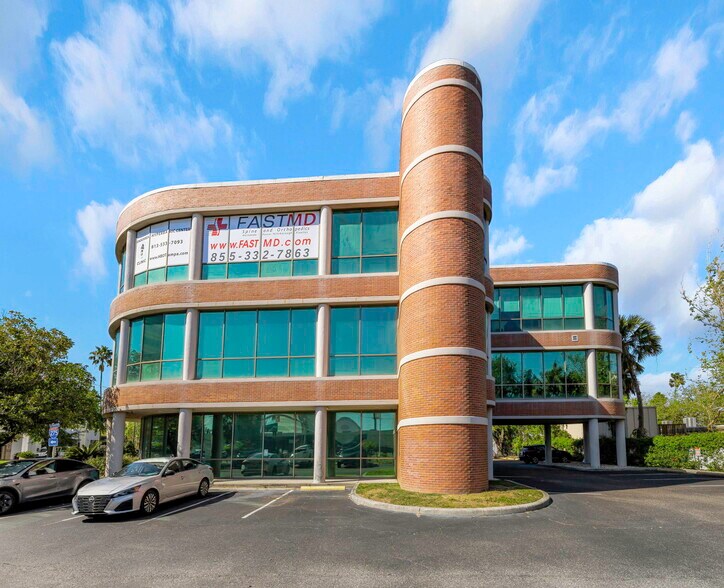 More Photos Of 701 N Westshore Blvd, Tampa Coworking Space