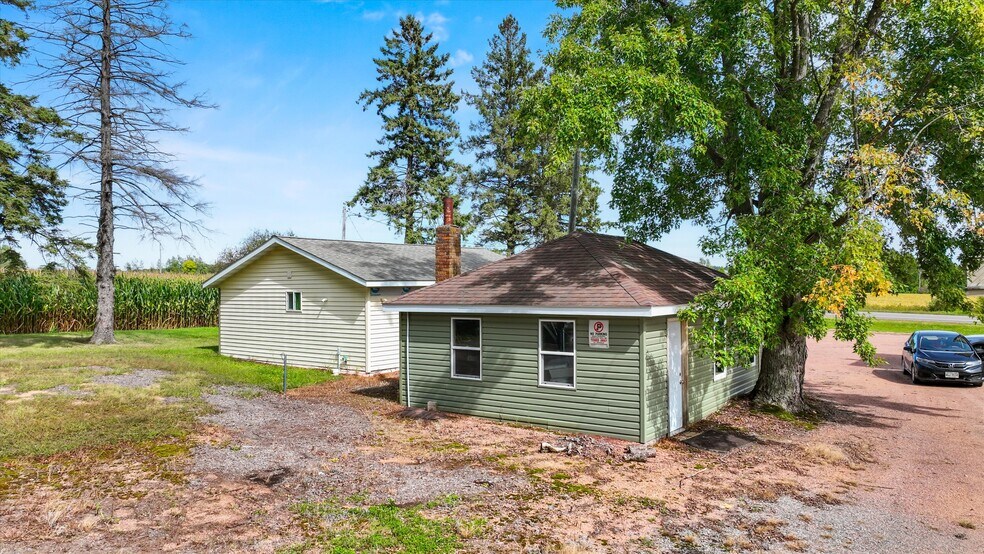 More Photos Of N10005 Highway 73, Greenwood Bar For Sale