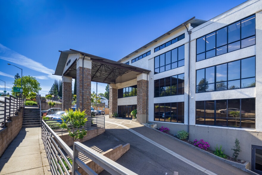 Primary Photo Of 373 Elm Ave, Auburn Office Residential For Sale