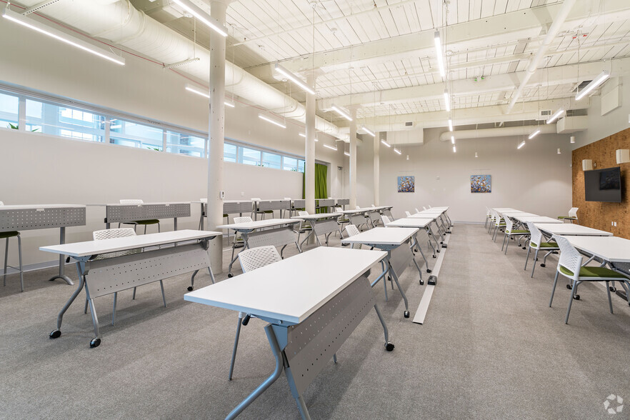 More Photos Of 4900 O'Hear Ave, North Charleston Coworking Space