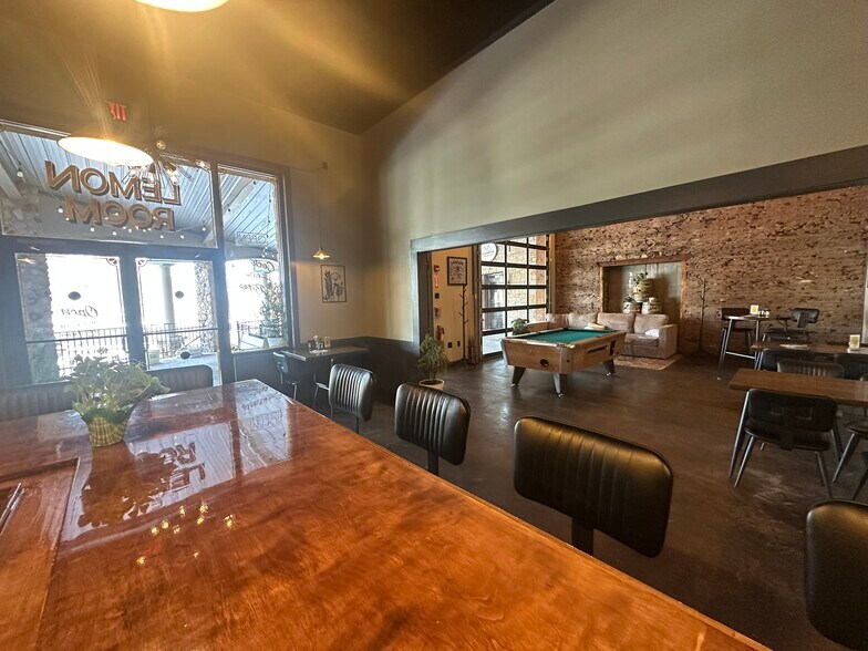 More Photos Of 638 Lake St, Wilson Freestanding For Sale