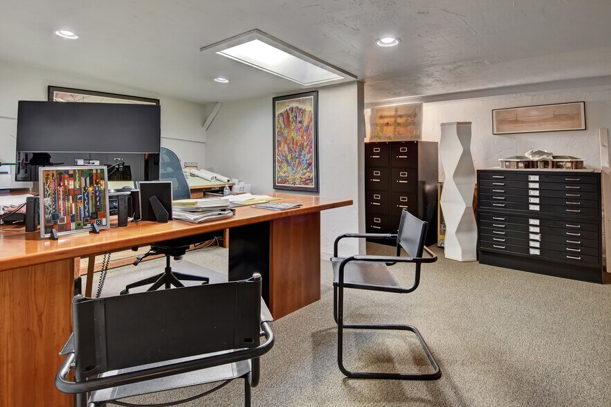 More Photos Of 1800 Commerce St, Boulder Manufacturing For Lease