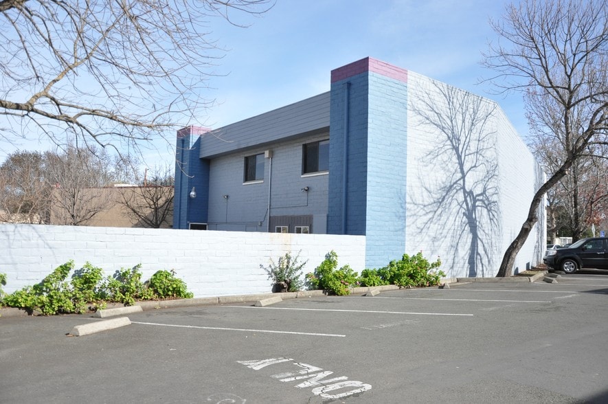 More Photos Of 589 Mendocino Ave, Santa Rosa Storefront Retail Office For Sale