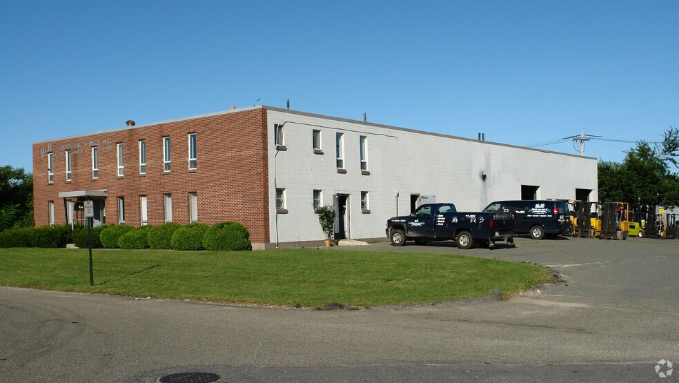 More Photos Of 10 Everberg Rd, Woburn Service For Lease
