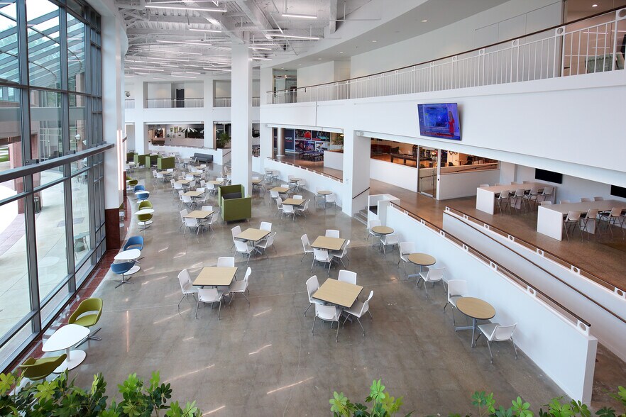 More Photos Of 6501 Legacy Dr, Plano Office For Lease