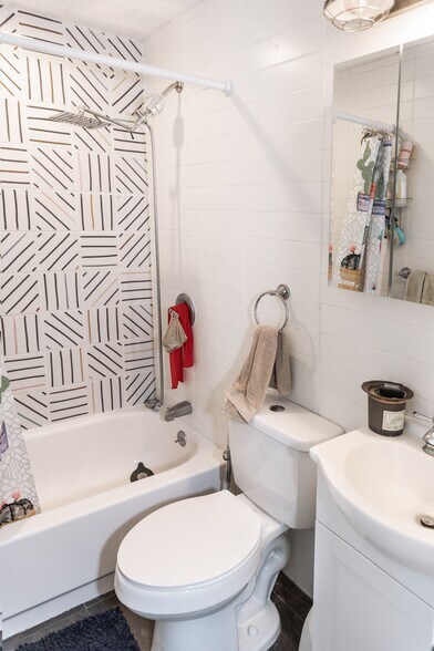 More Photos Of 497 W Side Ave, Jersey City Apartments For Sale