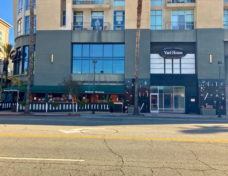 More Photos Of 250 N First St, Burbank Apartments For Lease