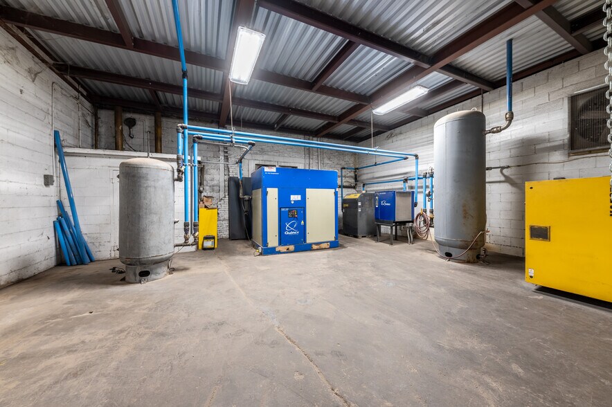 More Photos Of 164 Eyster Rd, Halltown Manufacturing For Sale